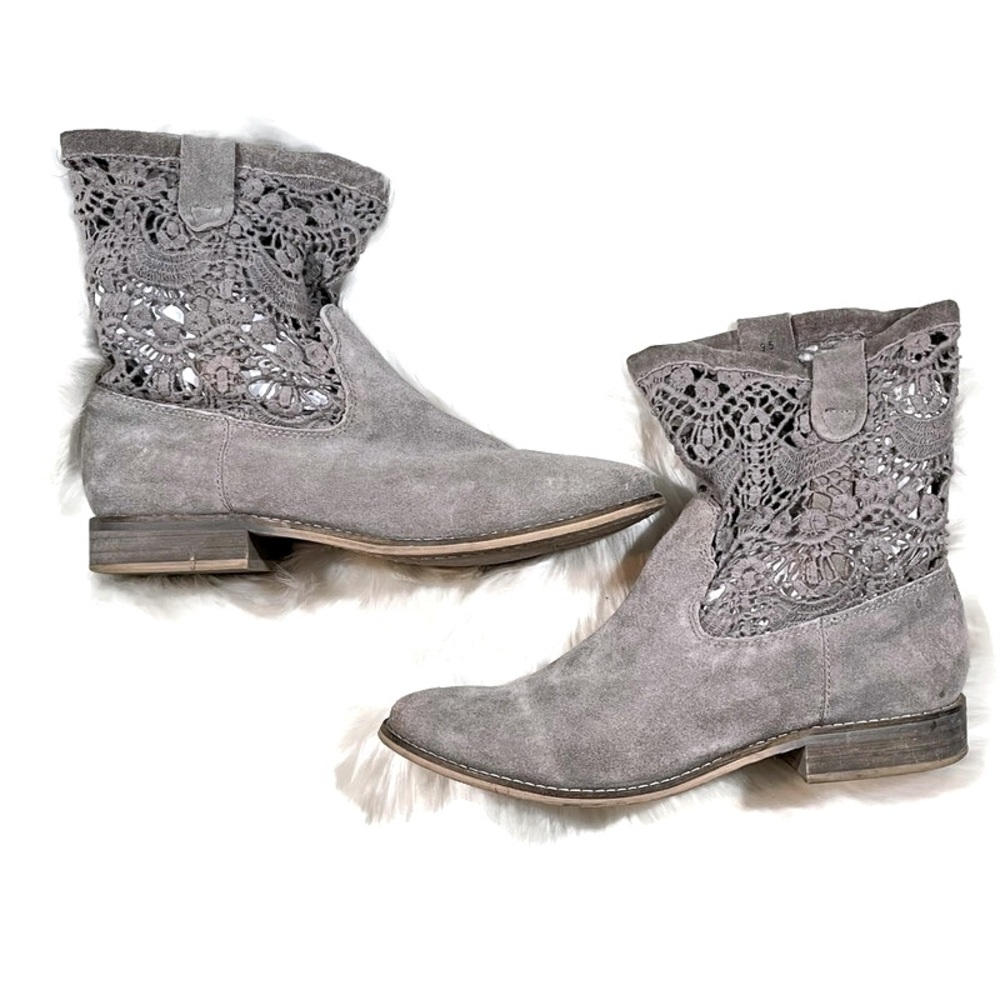 ZiGi Girl Gray Suede Leather Boots